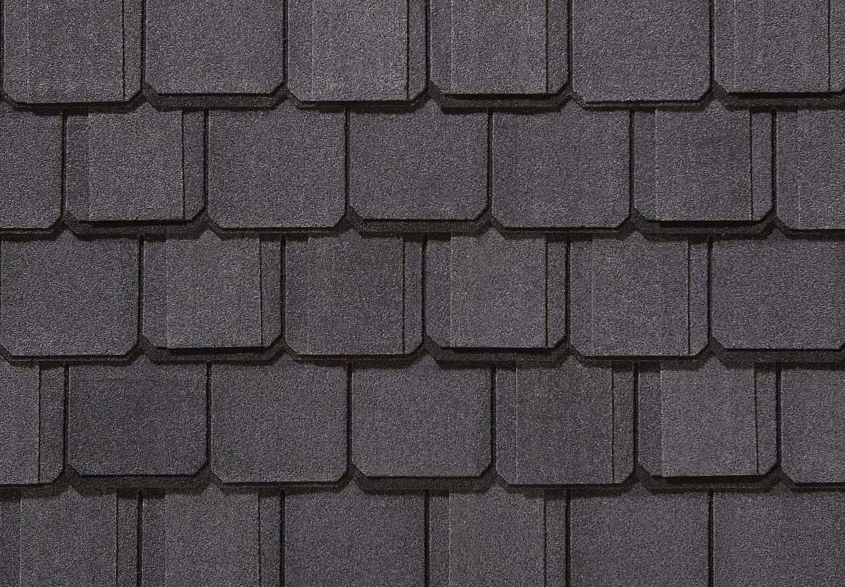 CertainTeed Grand Manor shingles in Black Pearl, colour swatch
