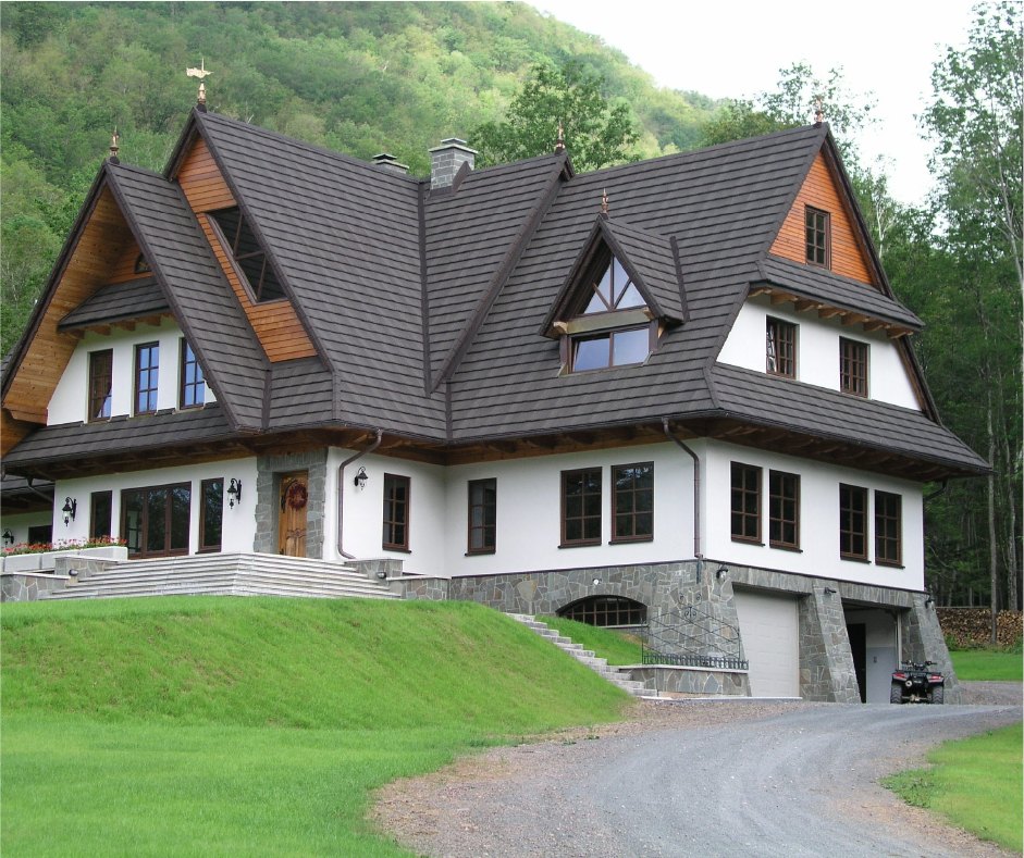 DECRA Shake in Charcoal on a two-storey home
