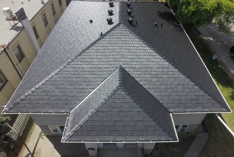 Euroshield Beaumont Shake recycled rubber roof hips and ridges, close-up