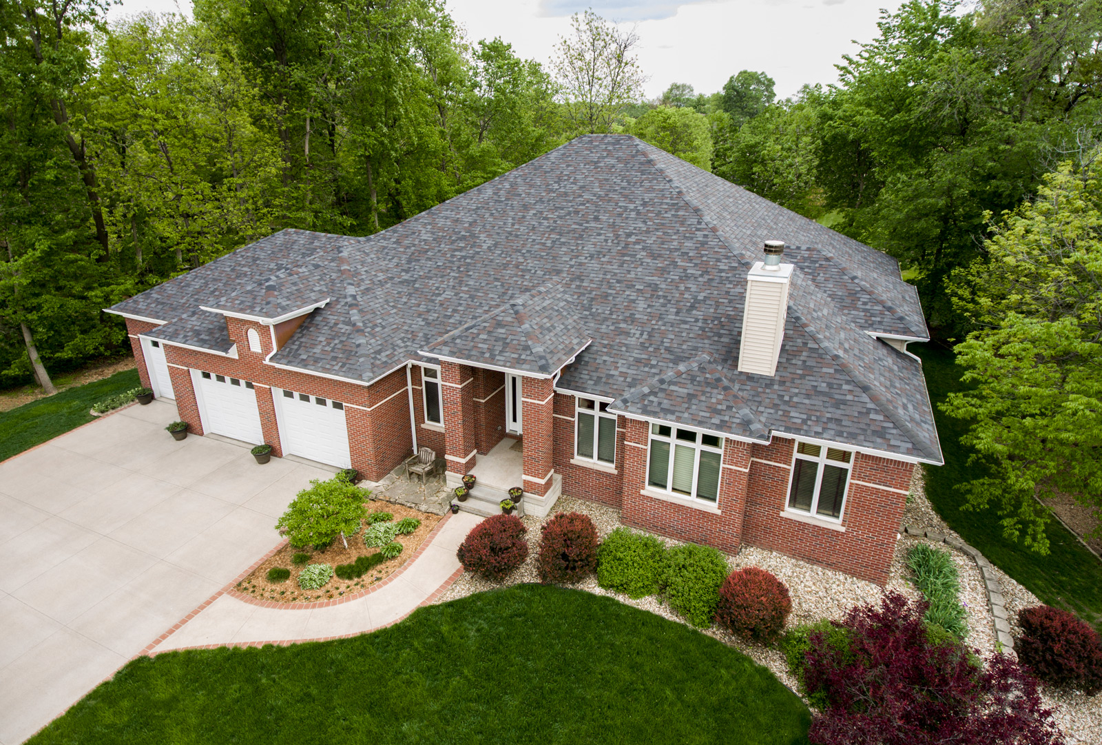 Malarkey Legacy Scotchgard shingles on a residential roof