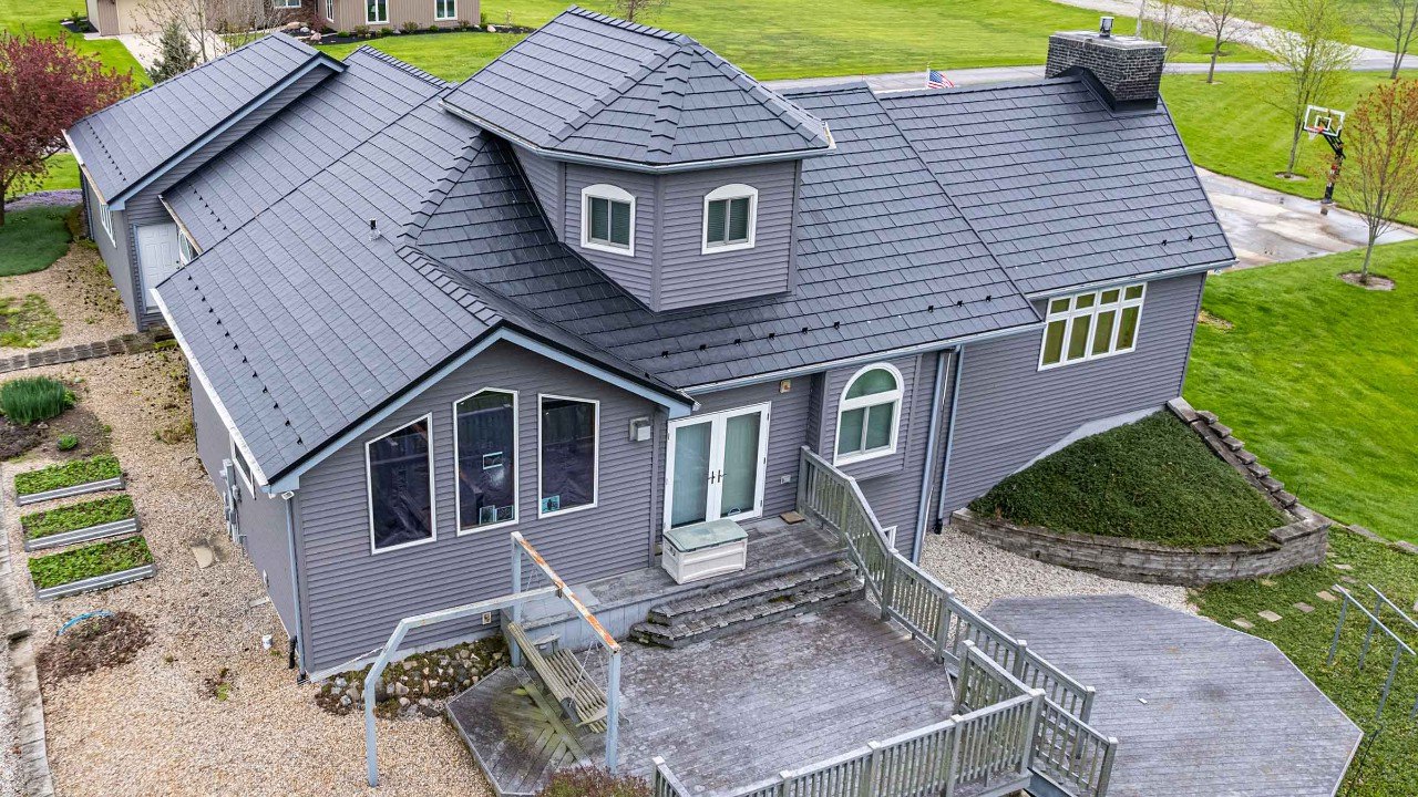 Vicwest True Nature North Ridge Slate steel roof on a bungalow, aerial view
